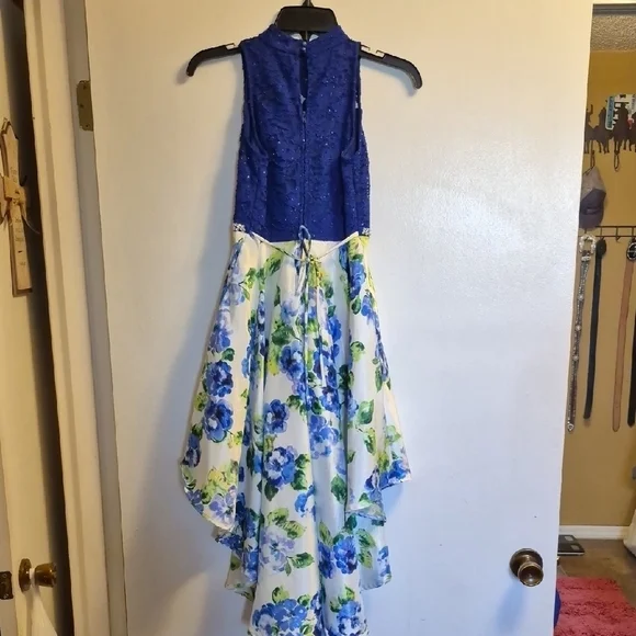 Xtraordinary Blue and White Ruffled Tiered Sundress - Picture 6 of 10